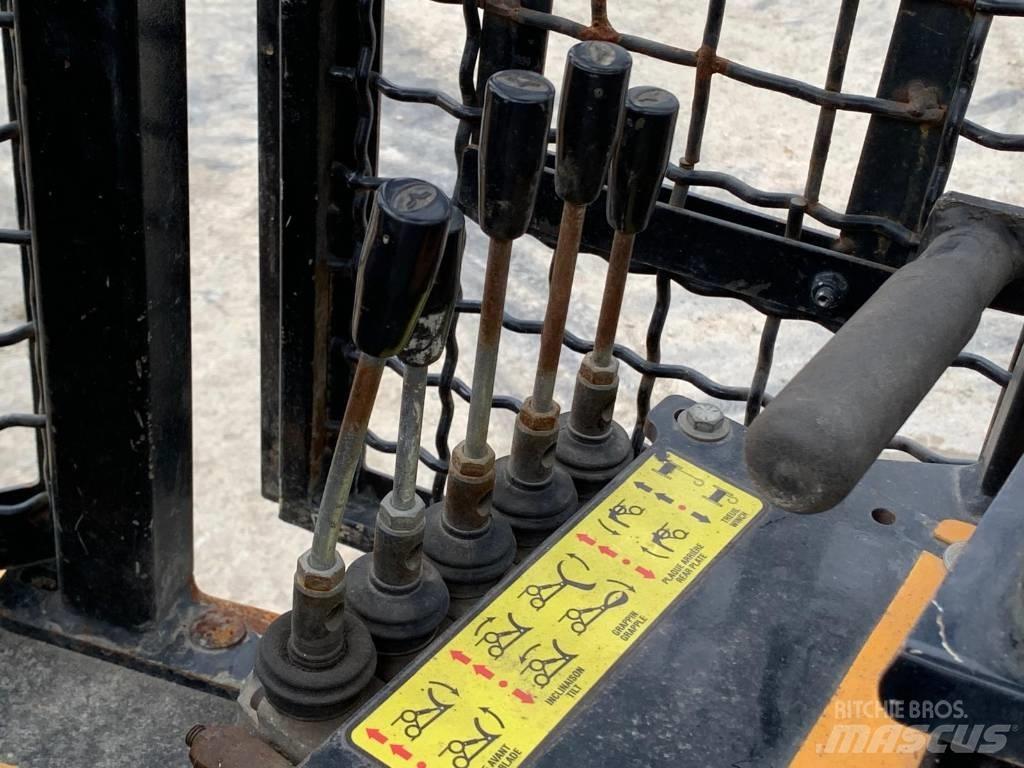 Oxtrac 2001 林業用曳引機