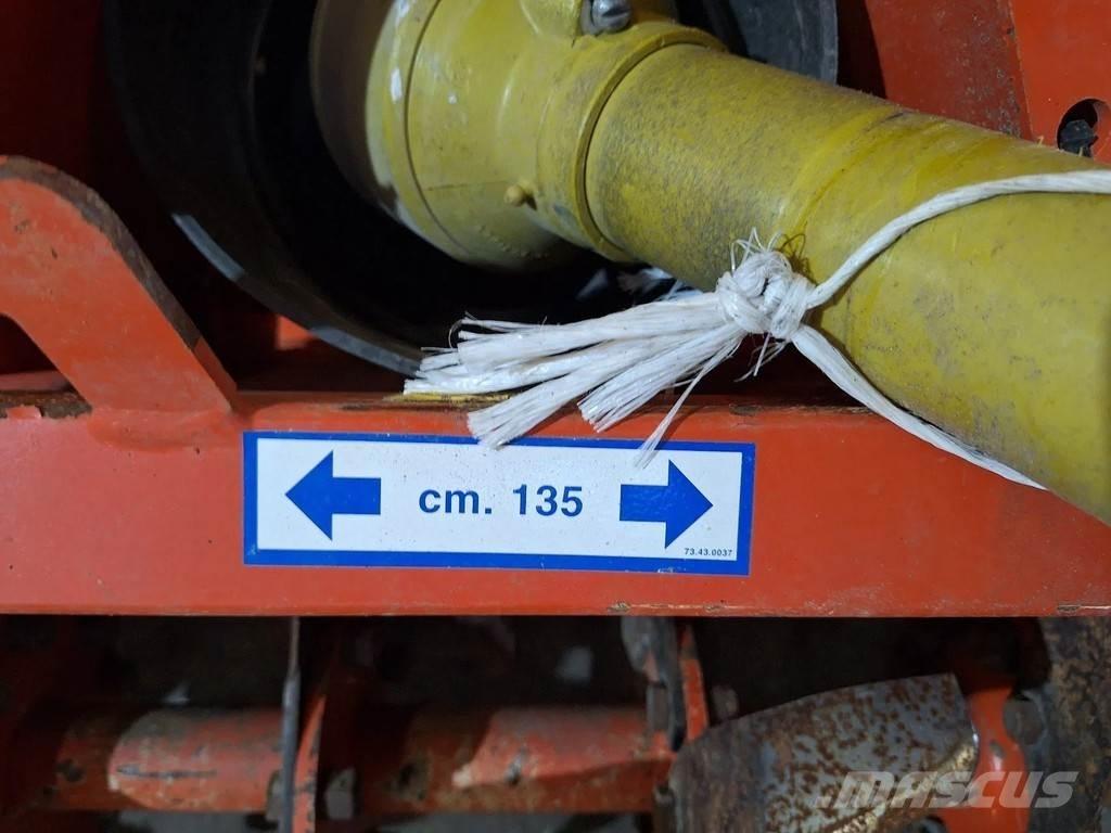 Kubota B2150 其他物料運輸工具