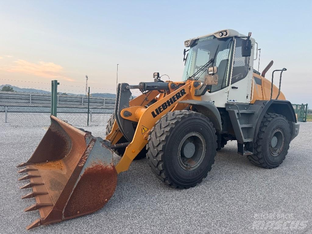 Liebherr L 538 輪胎式裝載機