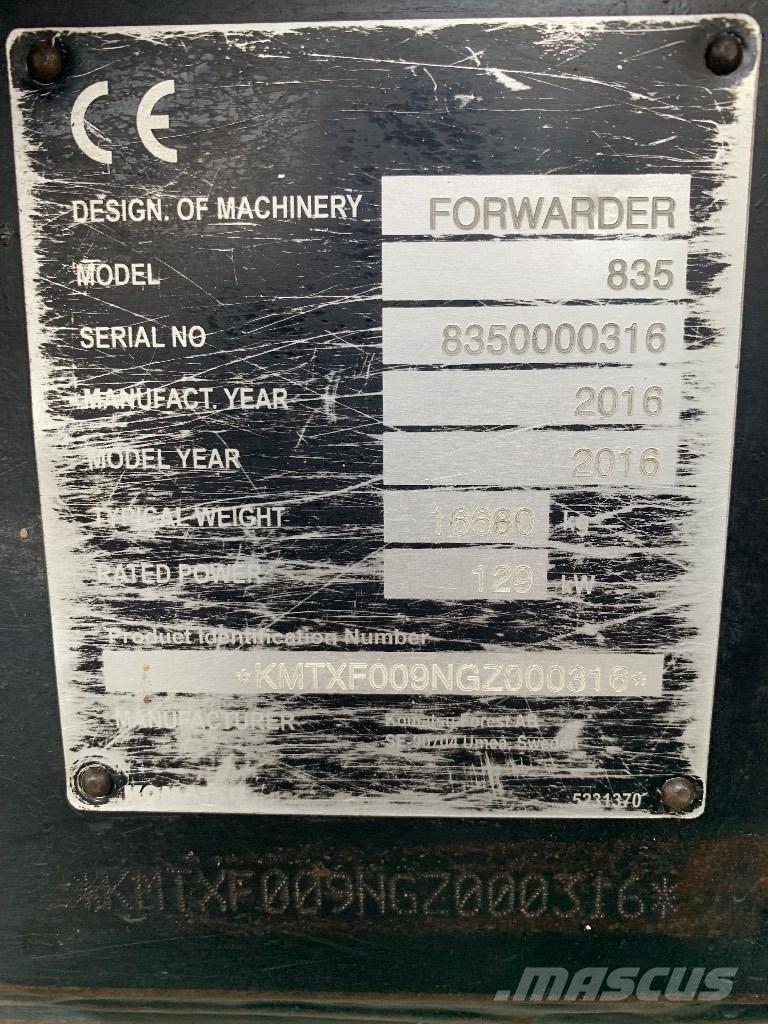 Komatsu 835 集運機