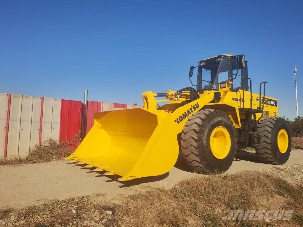 Komatsu WA 380 輪胎式裝載機
