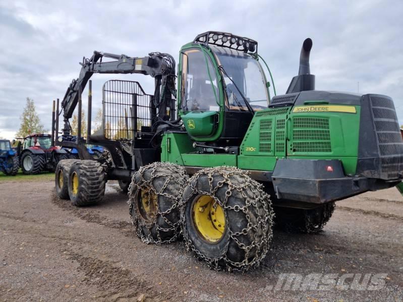 John Deere 1110 G 集運機