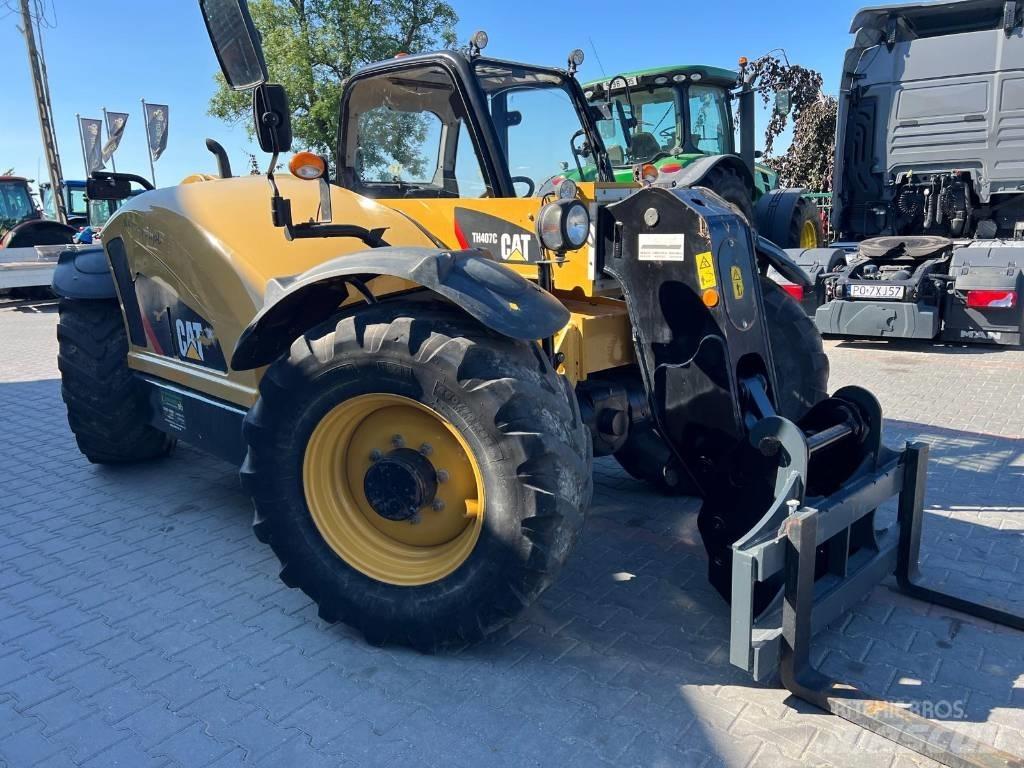CAT TH 407 C 伸縮臂操作車