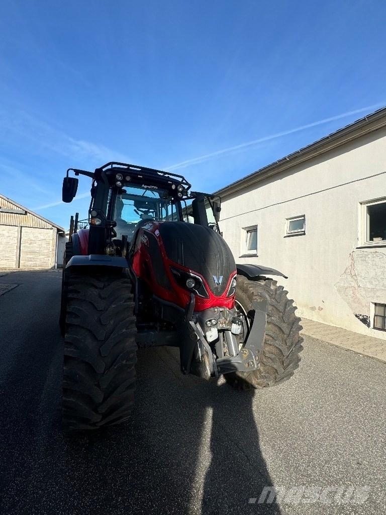 Valtra T 214 D 林業用曳引機