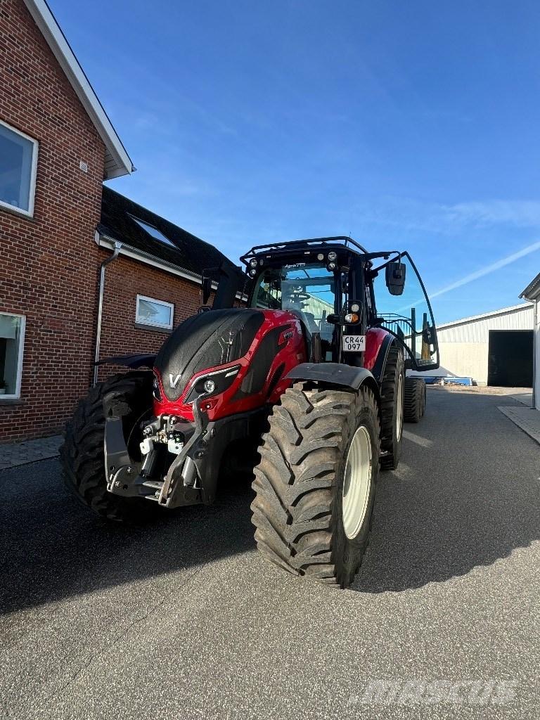 Valtra T 214 D 林業用曳引機