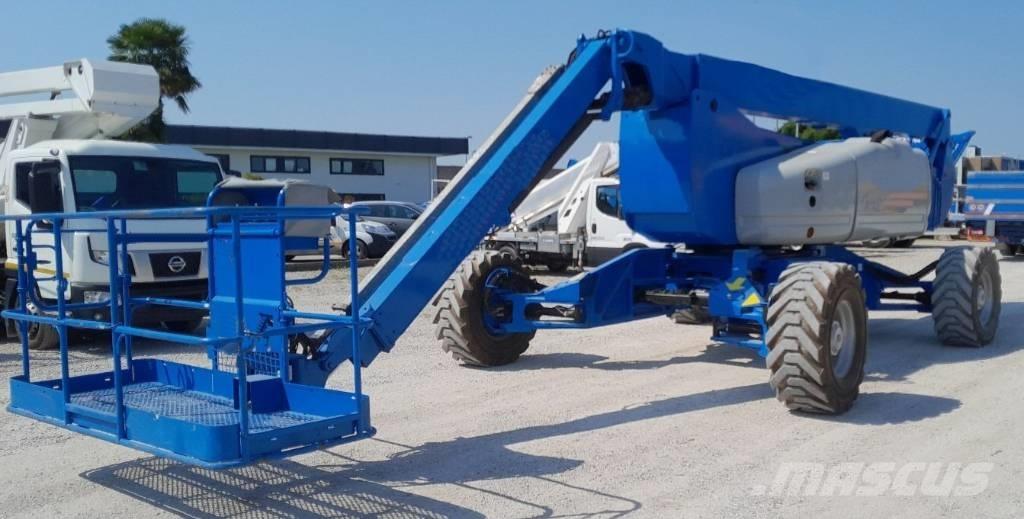 Genie ZX 135/70 曲臂高空作業車