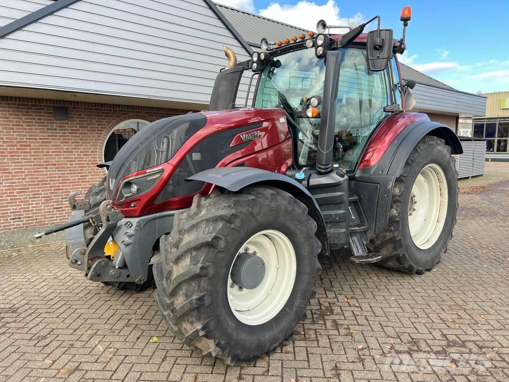 Valtra T 174 Versu 曳引機