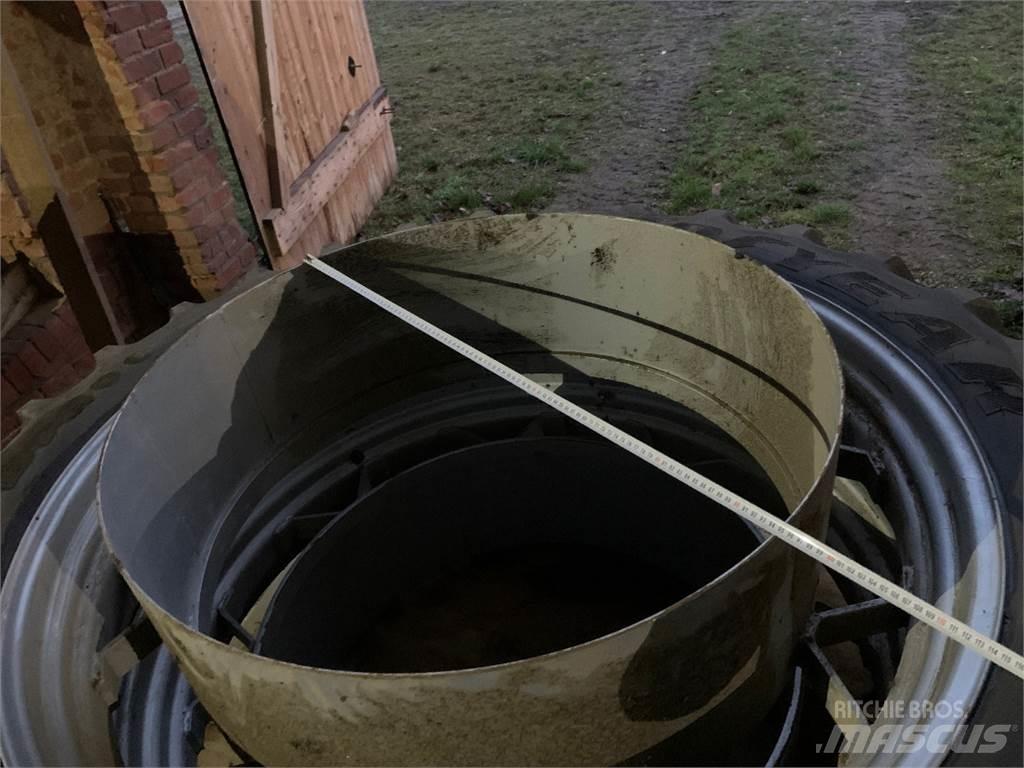 Goodyear 300/90R50 其他農業機械