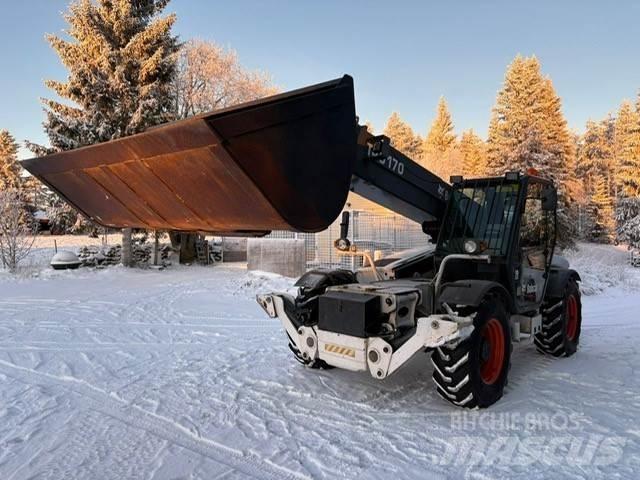 Bobcat T40170 伸縮臂操作車
