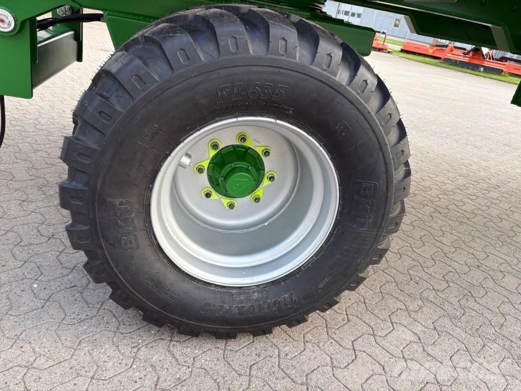 Dinapolis RPPH10500 草捆拖車