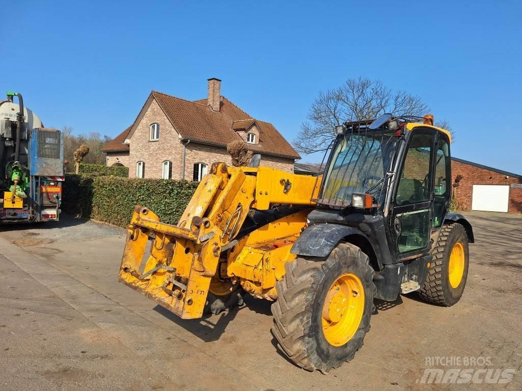JCB 531-70 農業用伸縮臂裝載機