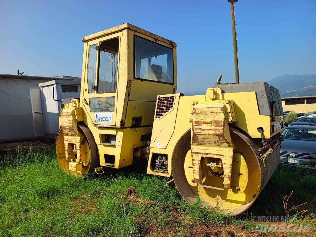 Bomag BW 151 AD-2 雙輪滾壓機