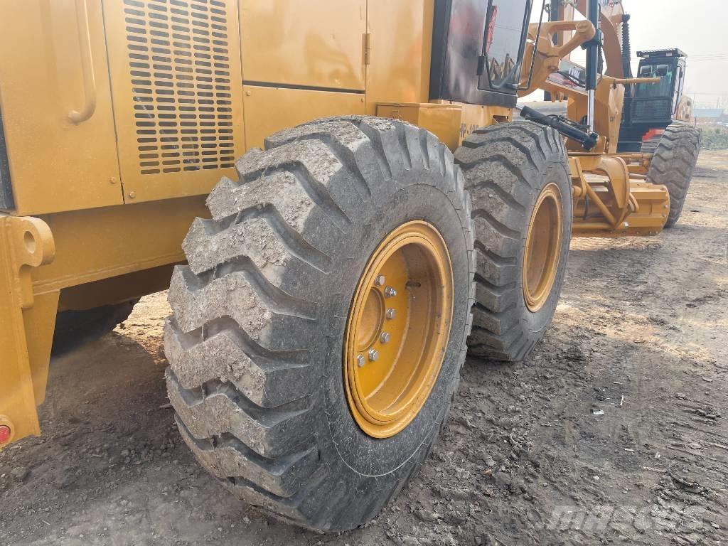 CAT 140 K 平土機