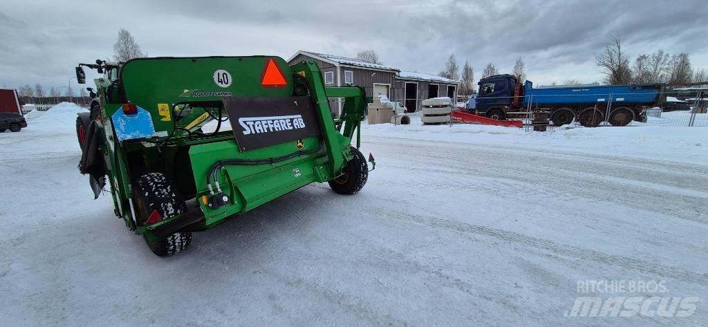 John Deere 835 割草調節裝置