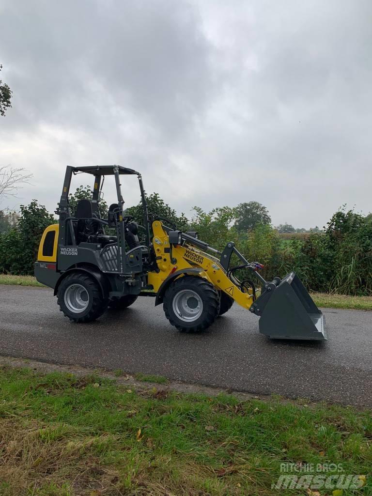 Wacker Neuson WL25 輪胎式裝載機