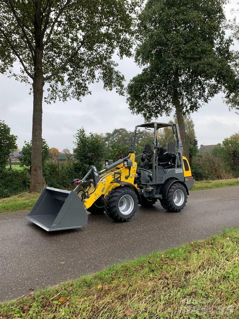 Wacker Neuson WL25 輪胎式裝載機