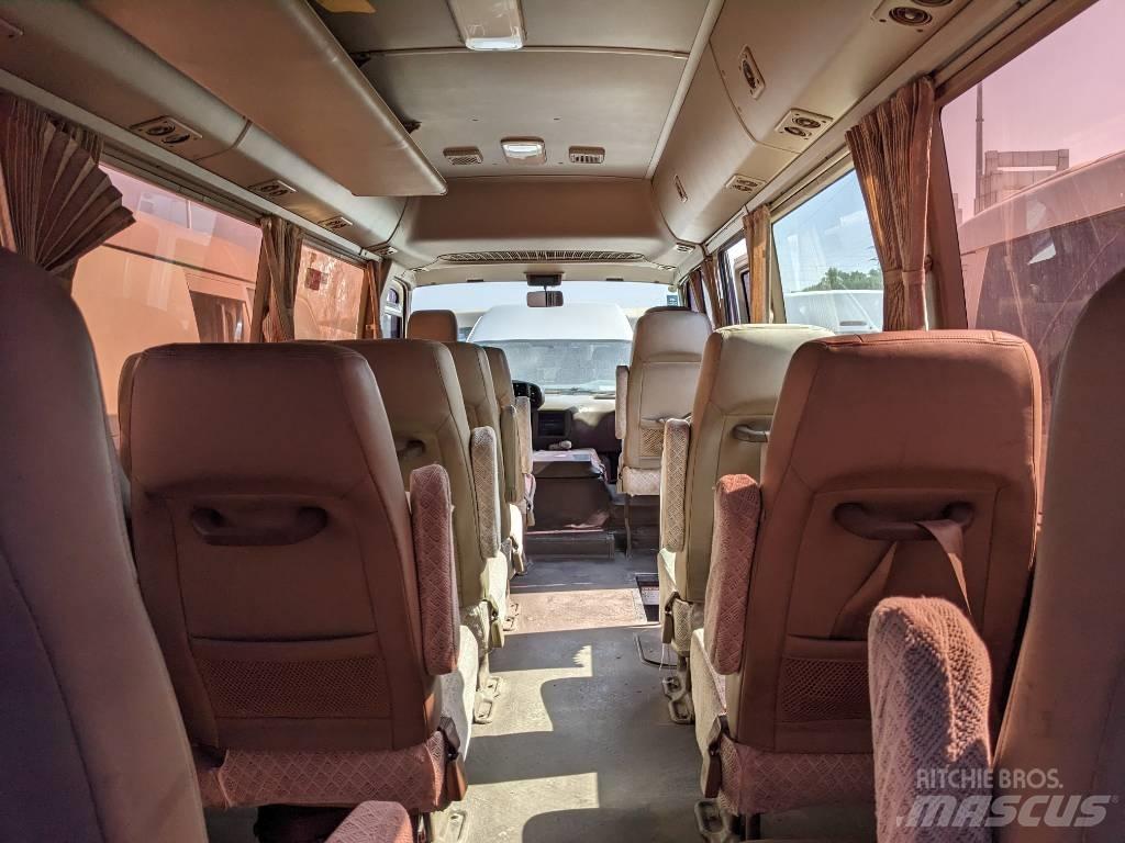 Toyota Coaster Bus 迷你巴士