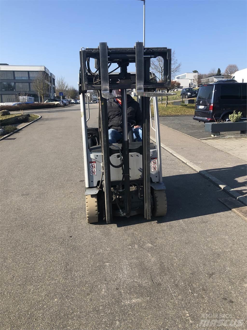 Still RX20-14C 電動堆高機