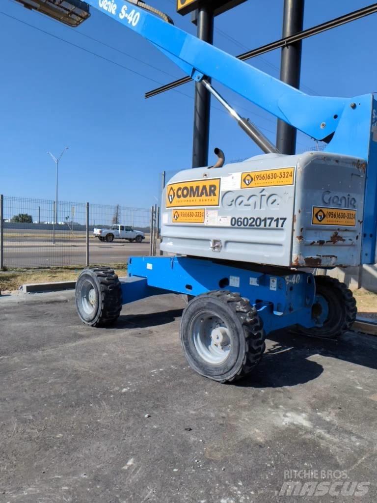 Genie S 40 伸縮臂高空作業車