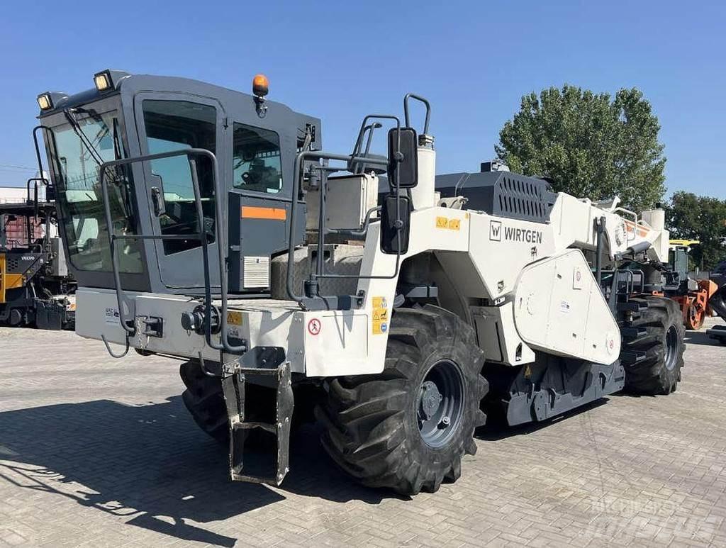 Wirtgen WR 2400 瀝青再生設備