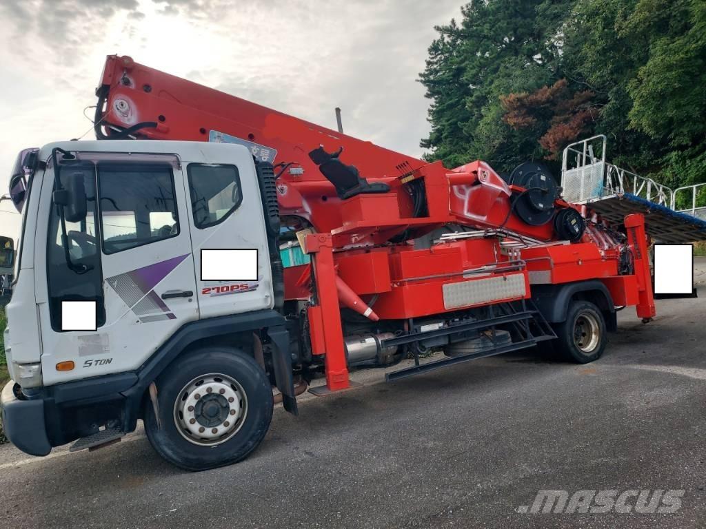 Horyong SKY450 卡車裝載高空作業車
