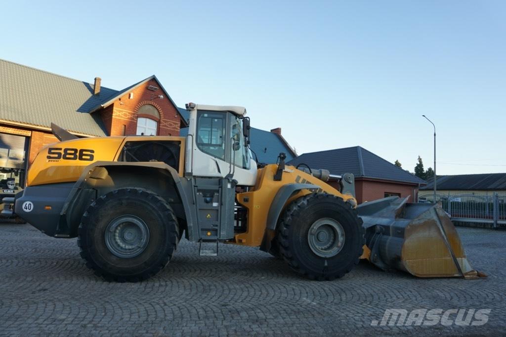 Liebherr 586 xpower 輪胎式裝載機