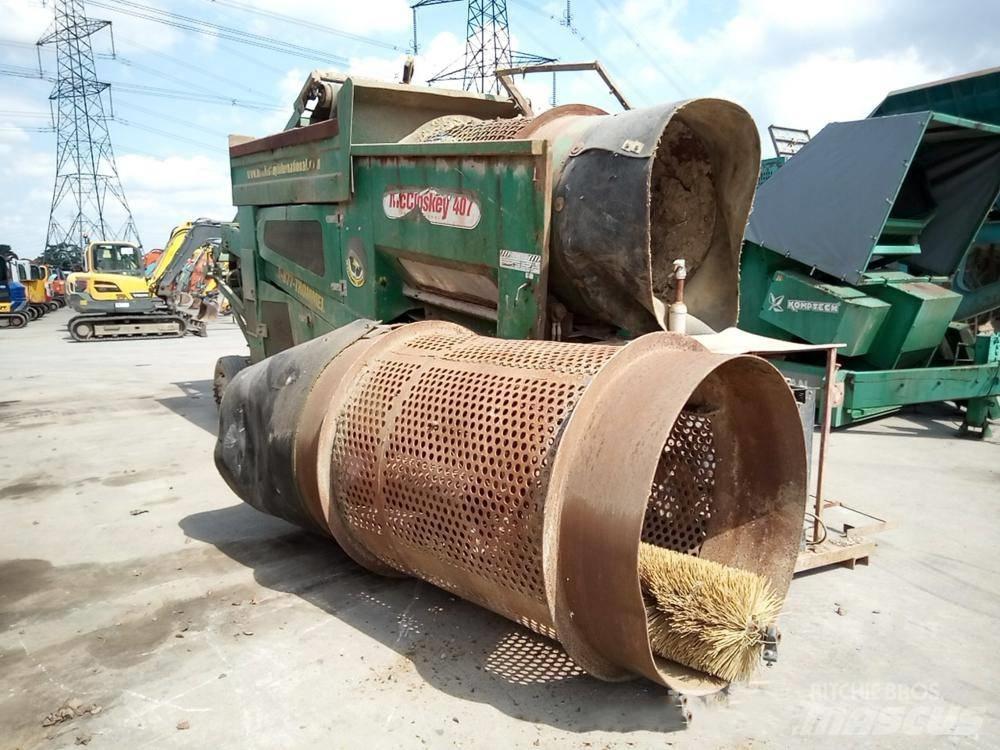 McCloskey 407R 移動式篩選機