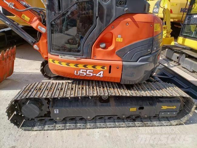 Kubota U 55-4 小型挖土機/掘鑿機<7t(小型挖掘機)