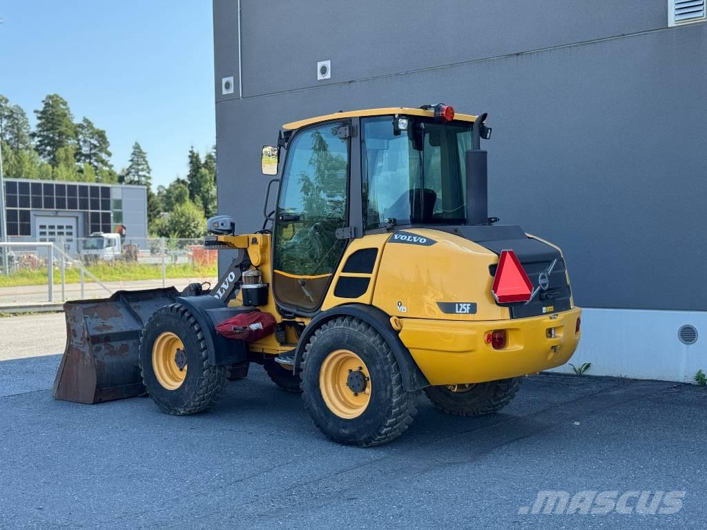 Volvo L 25 F 輪胎式裝載機