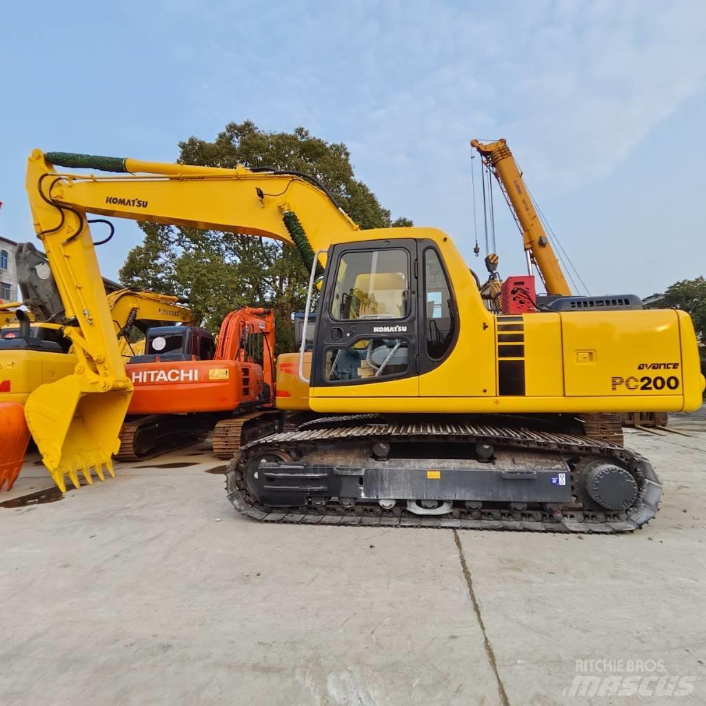 Komatsu PC 200-6 中型挖土機/掘鑿機/挖掘機 7t-12t