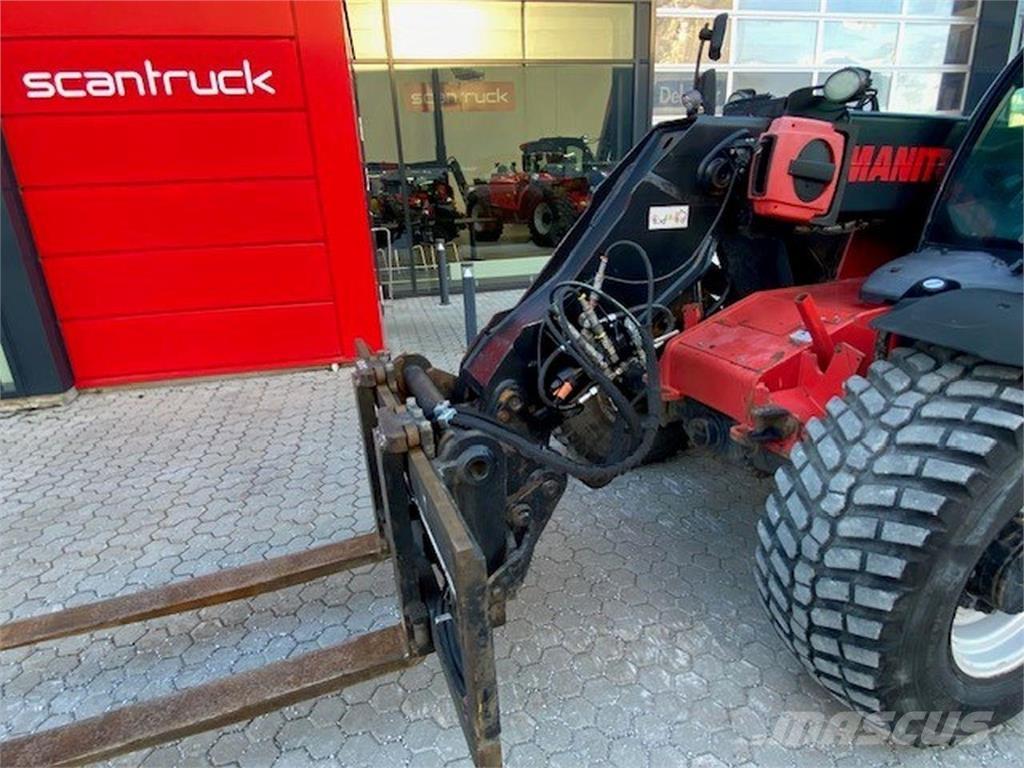 Manitou MLT630 農業用伸縮臂裝載機