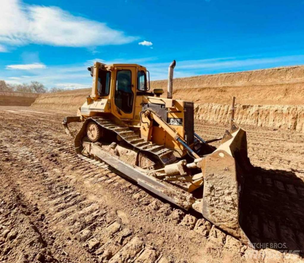 CAT D 5 H 履帶推土機