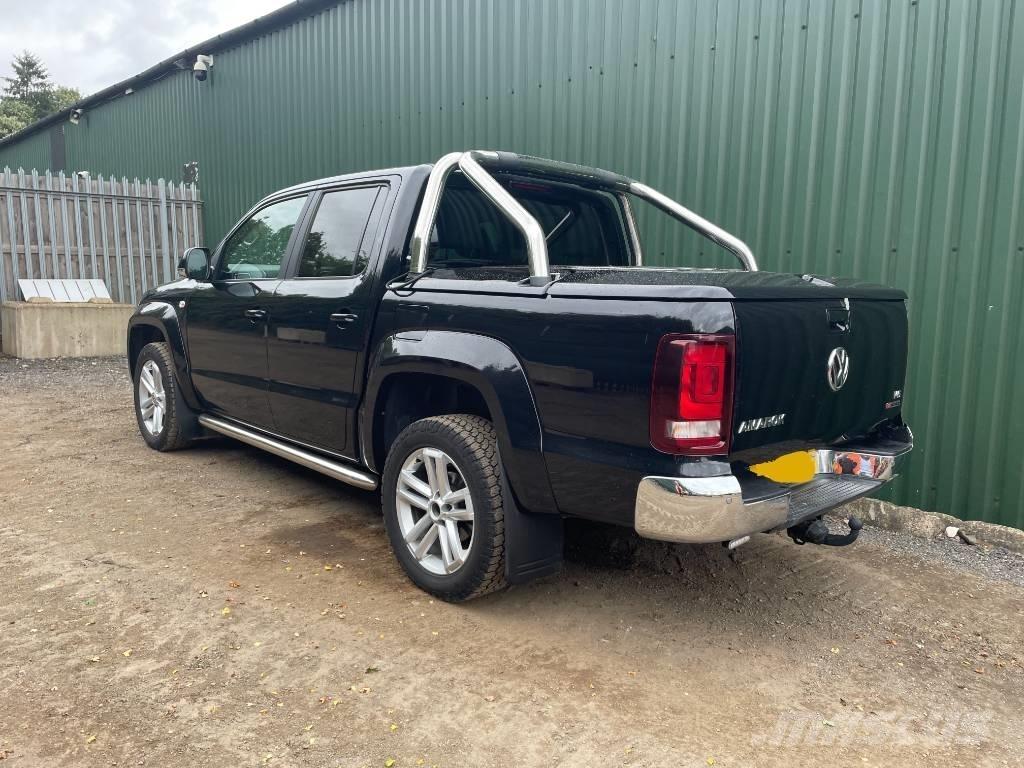 Volkswagen Amarok 皮卡.傳統半斗卡車/側卸板