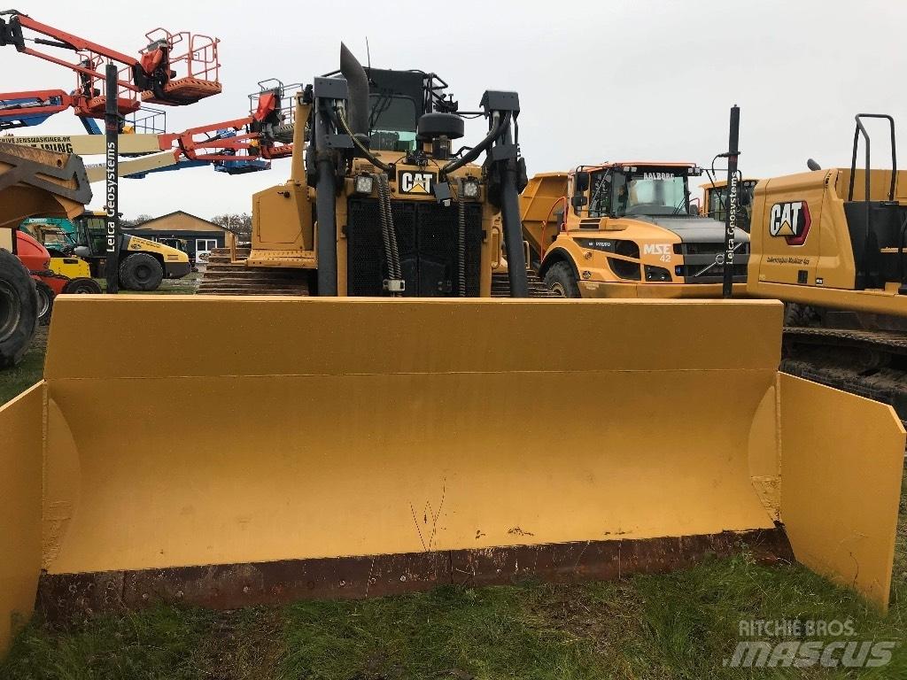CAT D 6 T LGP D6T 履帶推土機