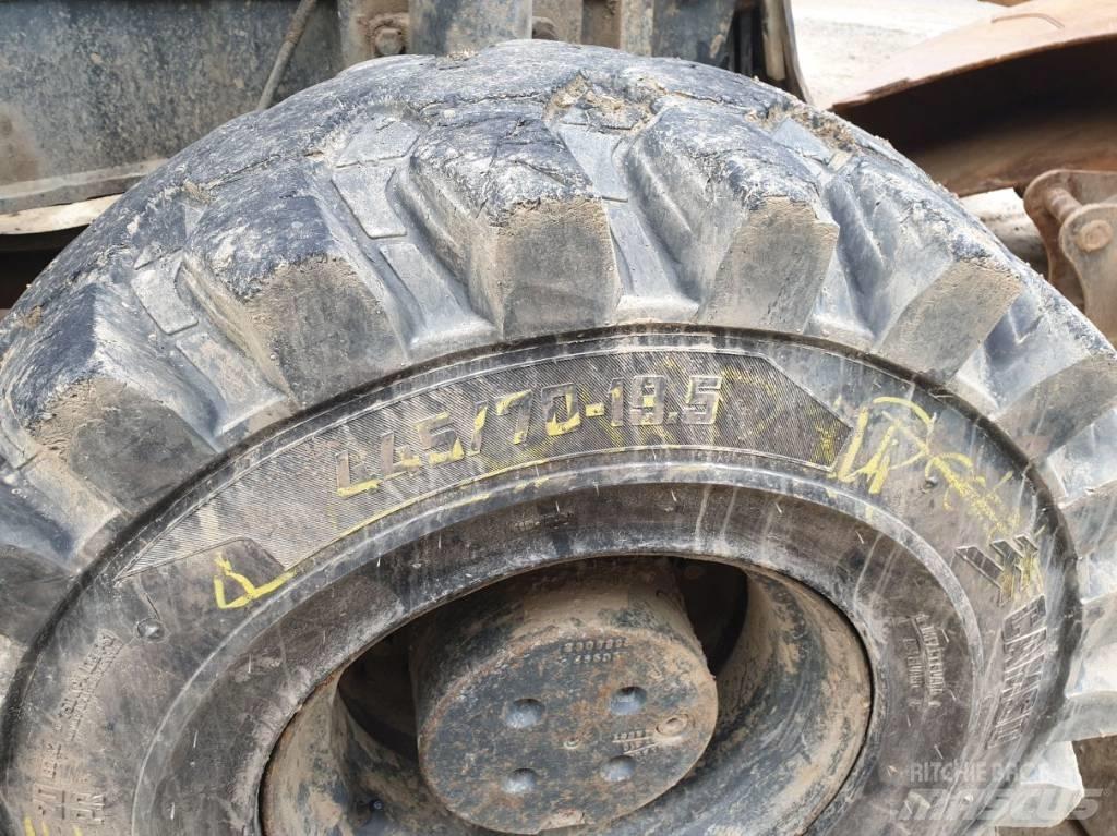Komatsu PW180-7 旋轉式挖土機/掘鑿機/挖掘機