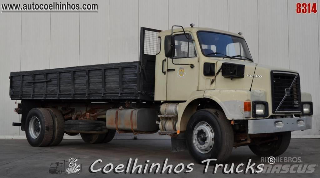 Volvo N10 傾卸式卡車