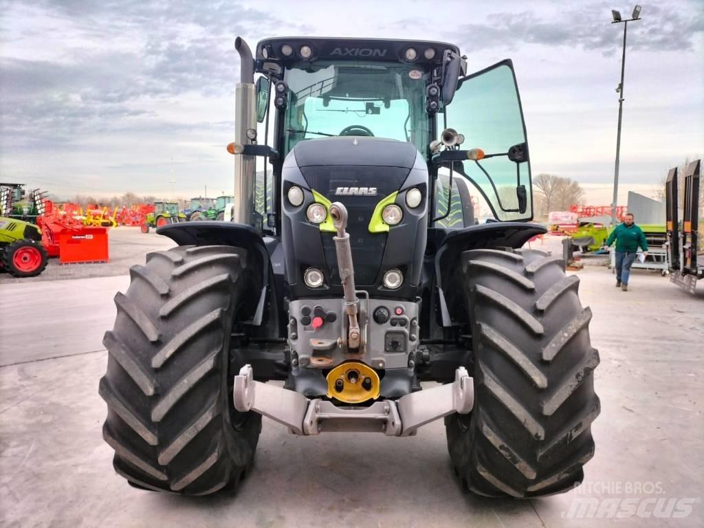 CLAAS Axion 810 曳引機