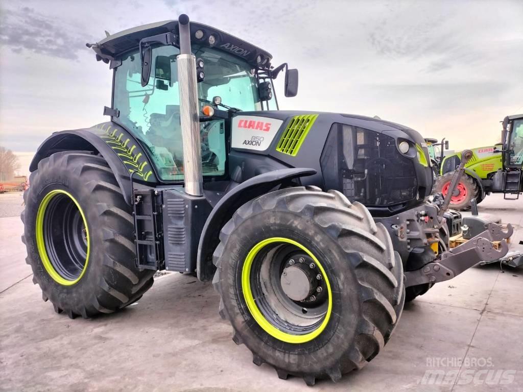 CLAAS Axion 810 曳引機