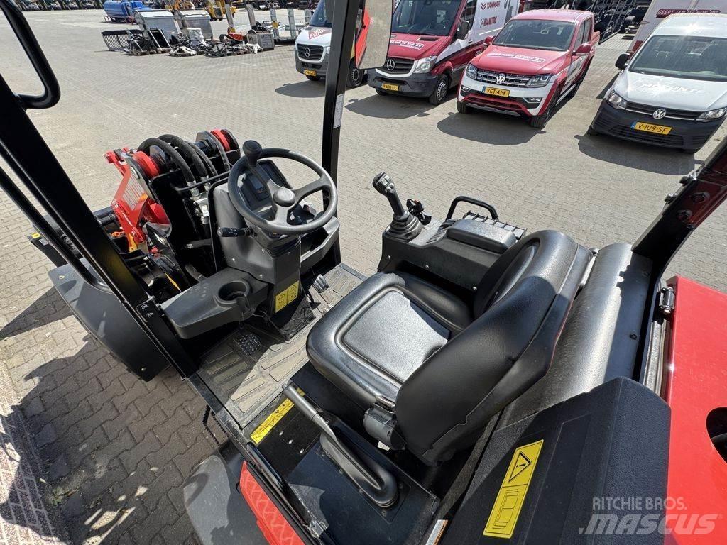 Manitou MLA 5-60 輪胎式裝載機