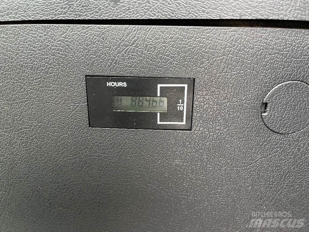 Hyundai HX140L 履帶式 挖土機/掘鑿機/挖掘機