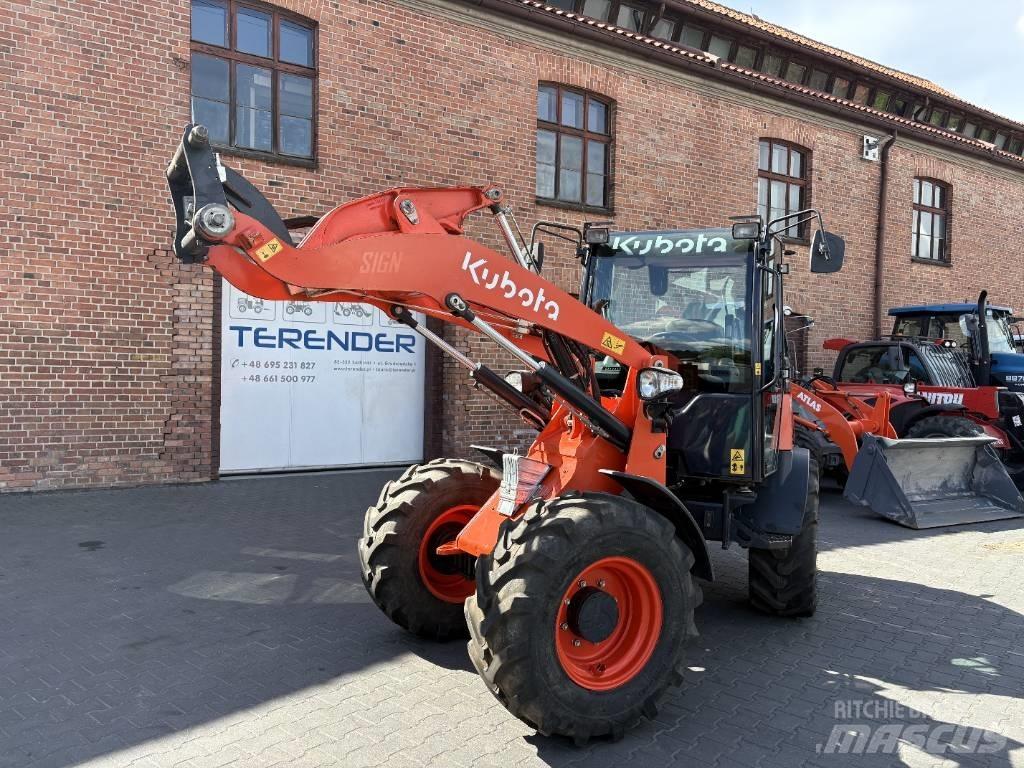 Kubota R 082 輪胎式裝載機