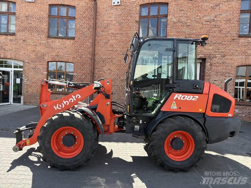 Kubota R 082 輪胎式裝載機