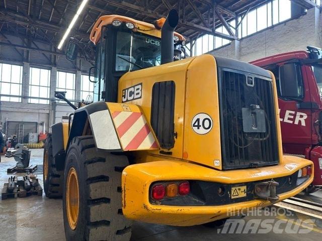 JCB 427 ZX T4 反鏟裝載機
