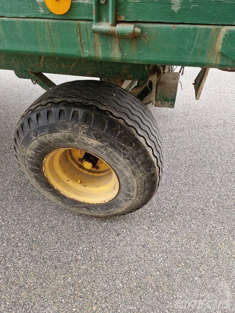  Spannmålvagn 8ton 運糧車