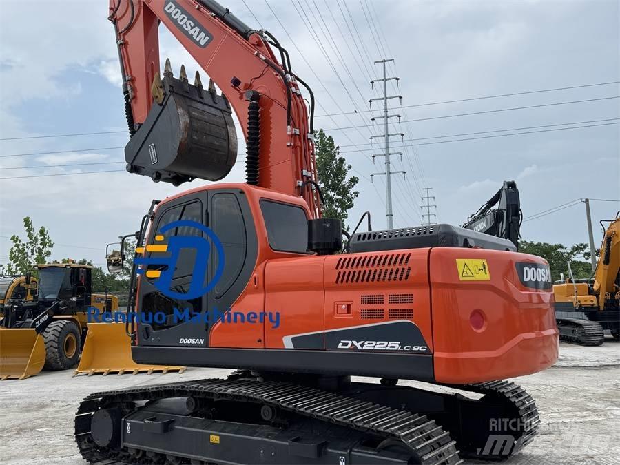 Doosan DX 225 LC-9C 履帶式 挖土機/掘鑿機/挖掘機
