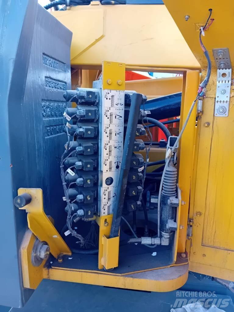 Haulotte HA 15 IP 曲臂高空作業車