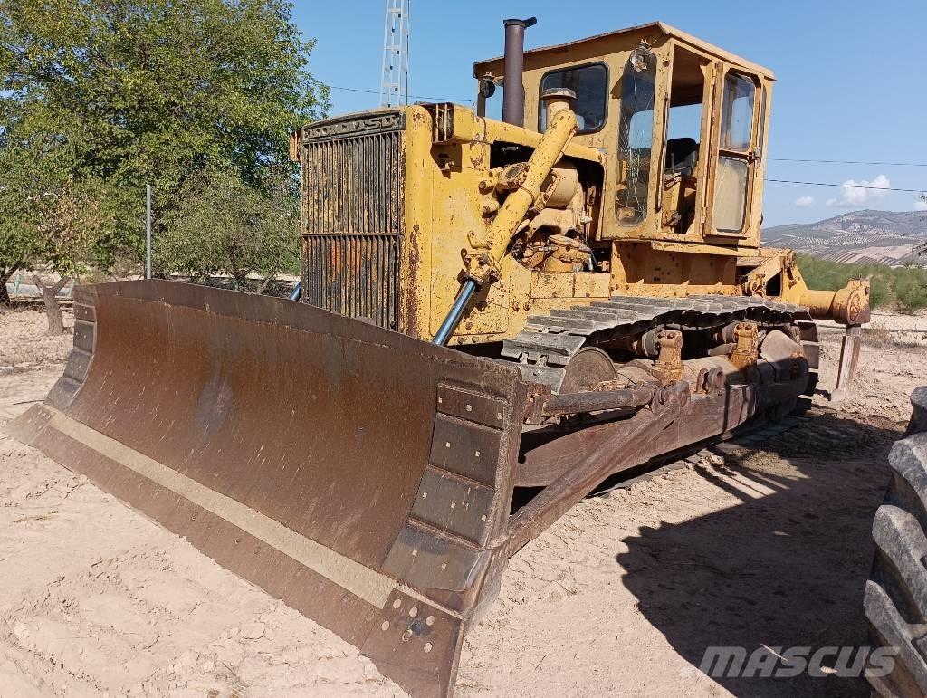 Komatsu D 85 A-12 履帶推土機