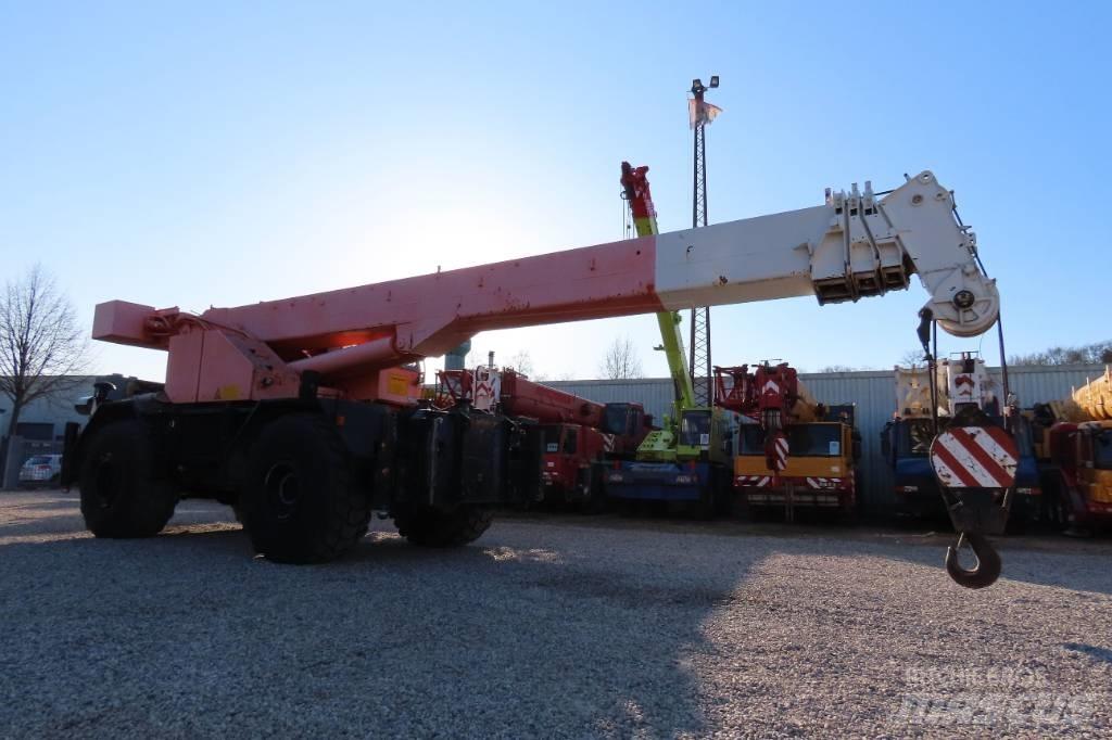 Liebherr LTL 1060 越野起重機
