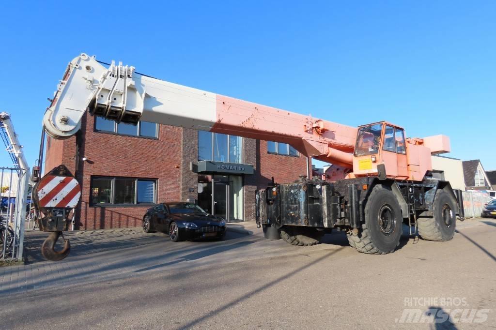 Liebherr LTL 1060 越野起重機
