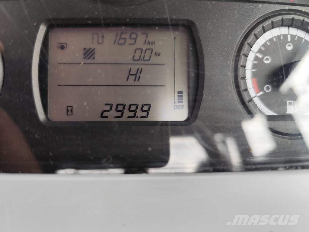 Valtra A 135 曳引機